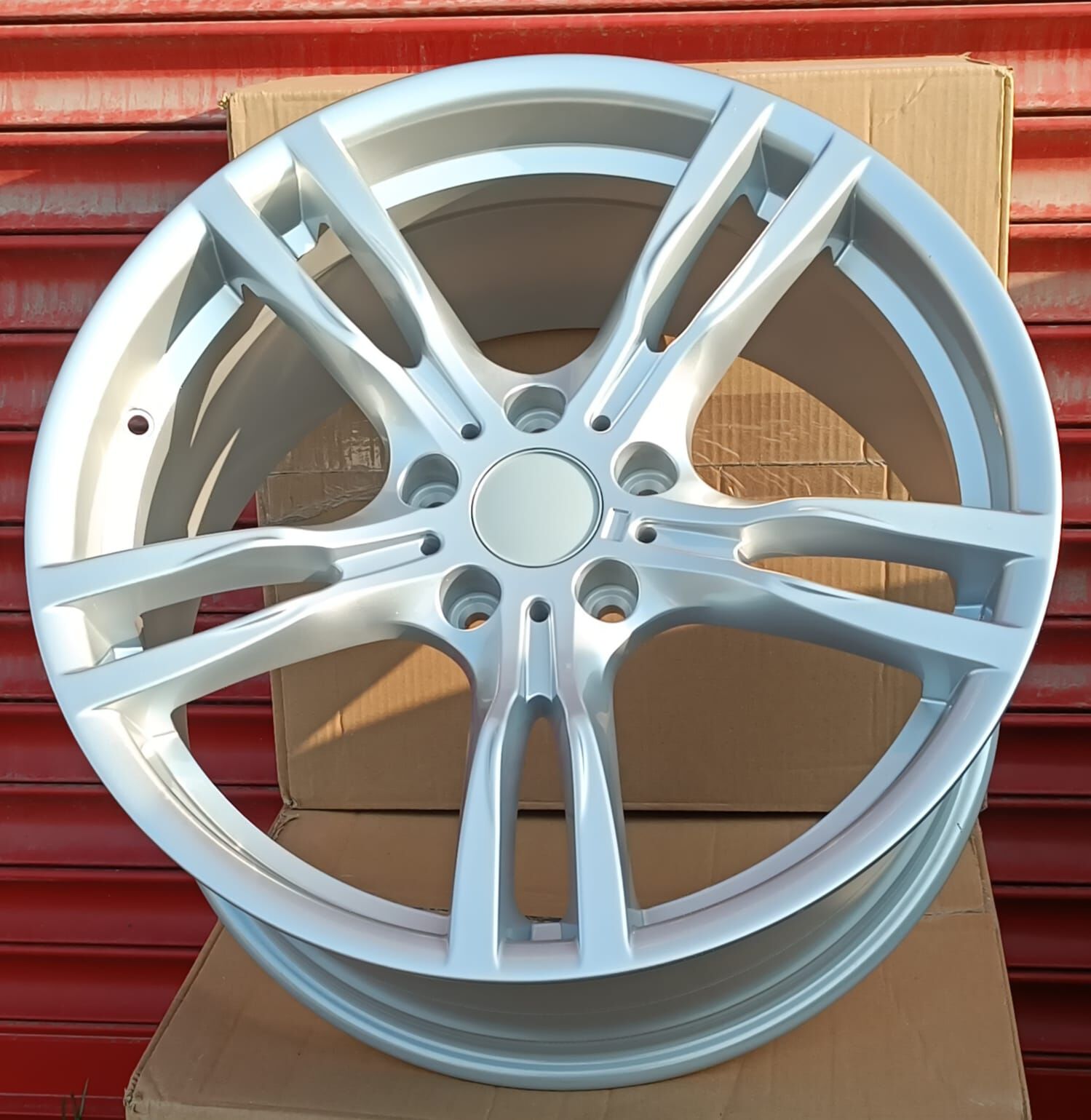 19 F30-M*SPORT JANTI-8.0X19*-9.0X19*-5X120 19 inç ET:35 CB:72.6 SİLVER GLOS JANT 4 ADET BMW  F30/F32/F36/M SPORT JANTI