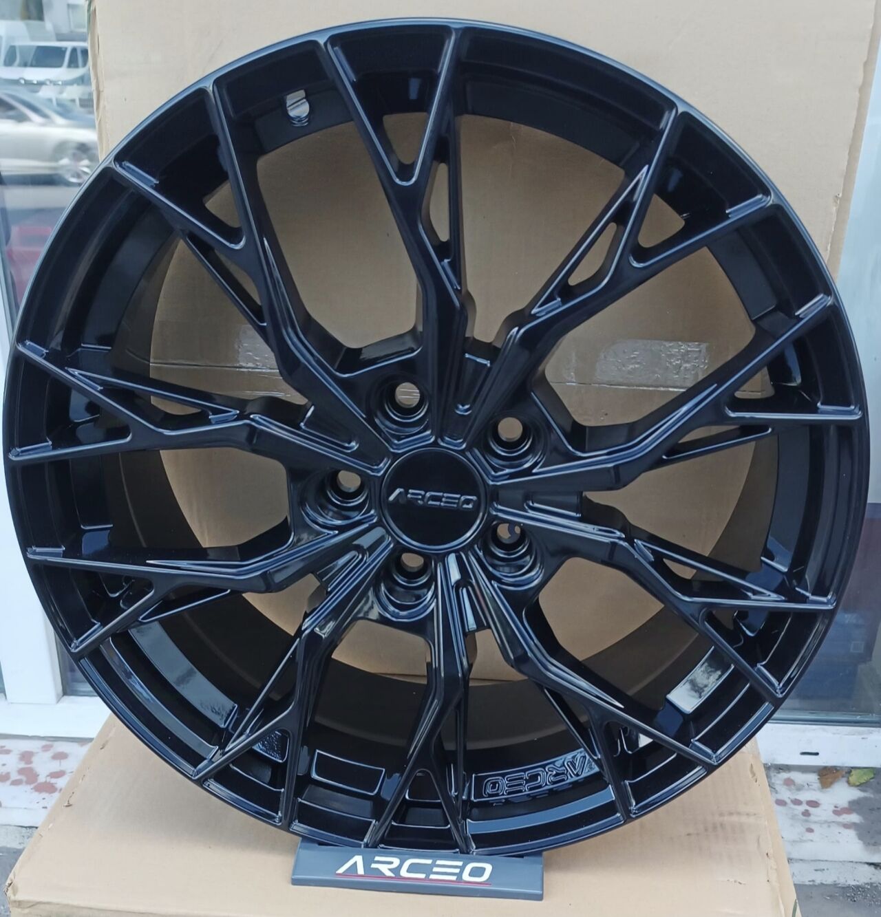5X108 18 İNÇ ARCEO ROMA JANT BLACK FORD UYUMLU 1 TAKIM FİYATIDIR TAKIM 4 ADET